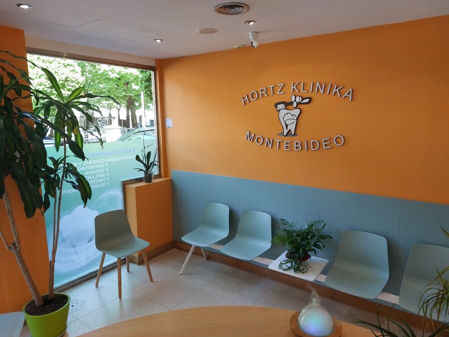 Clínica Dental Montebideo 1